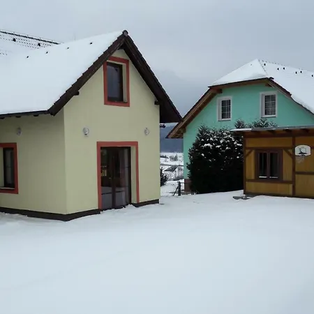 ヴィラ Villa Frymburk フリンブルク